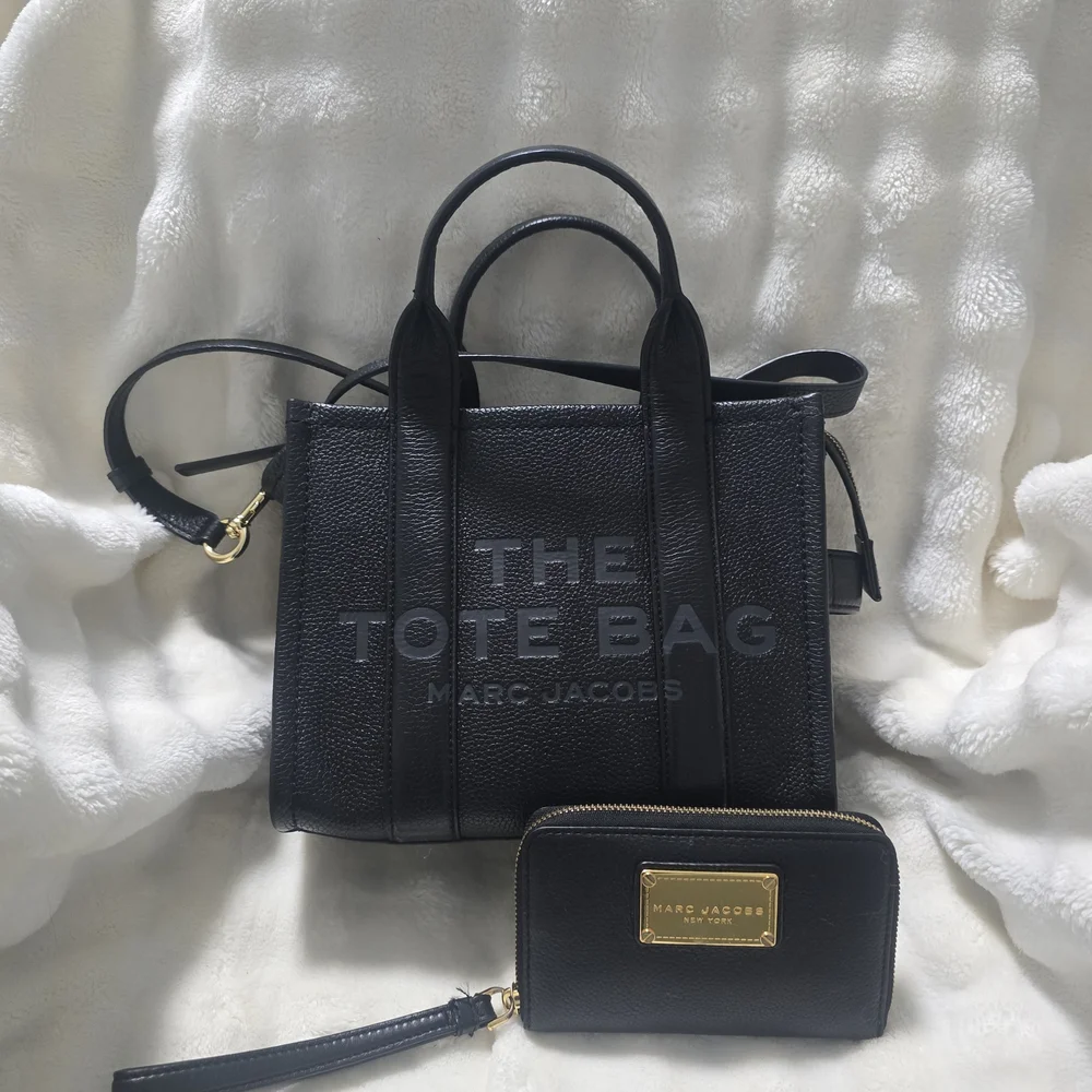Marc Jacobs the Small Leather Tote Bag And Wallet Set - Picture 1 of 9